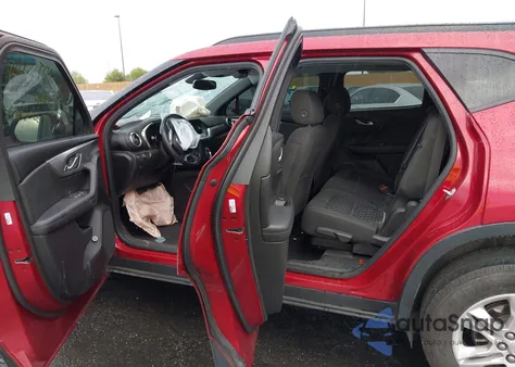 2019 Chevrolet Blazer z USA, uszkodzony, nr VIN 3GNKBCRS5KS671787